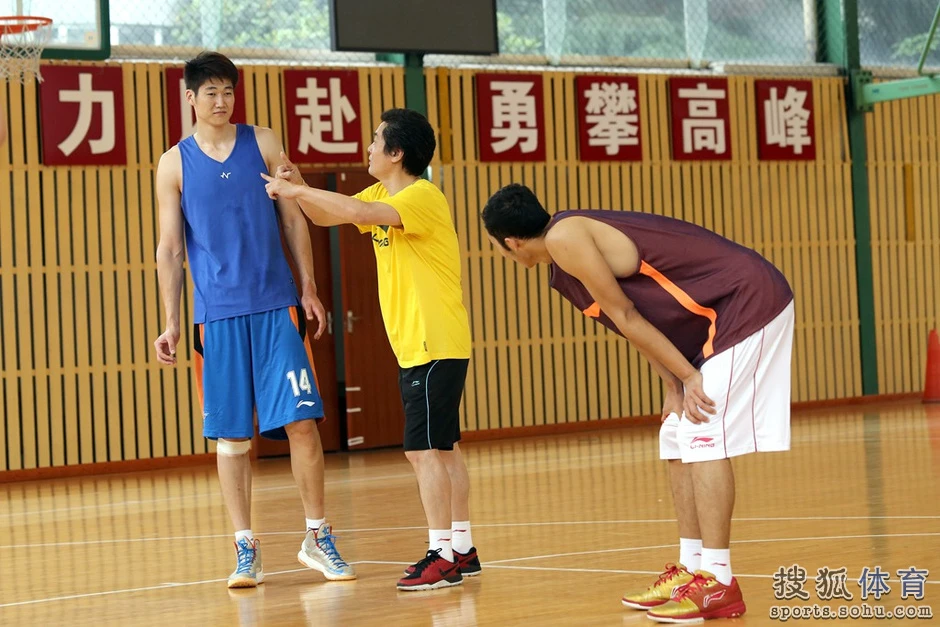 适合不同年龄段篮球爱好者的体能训练方案_1