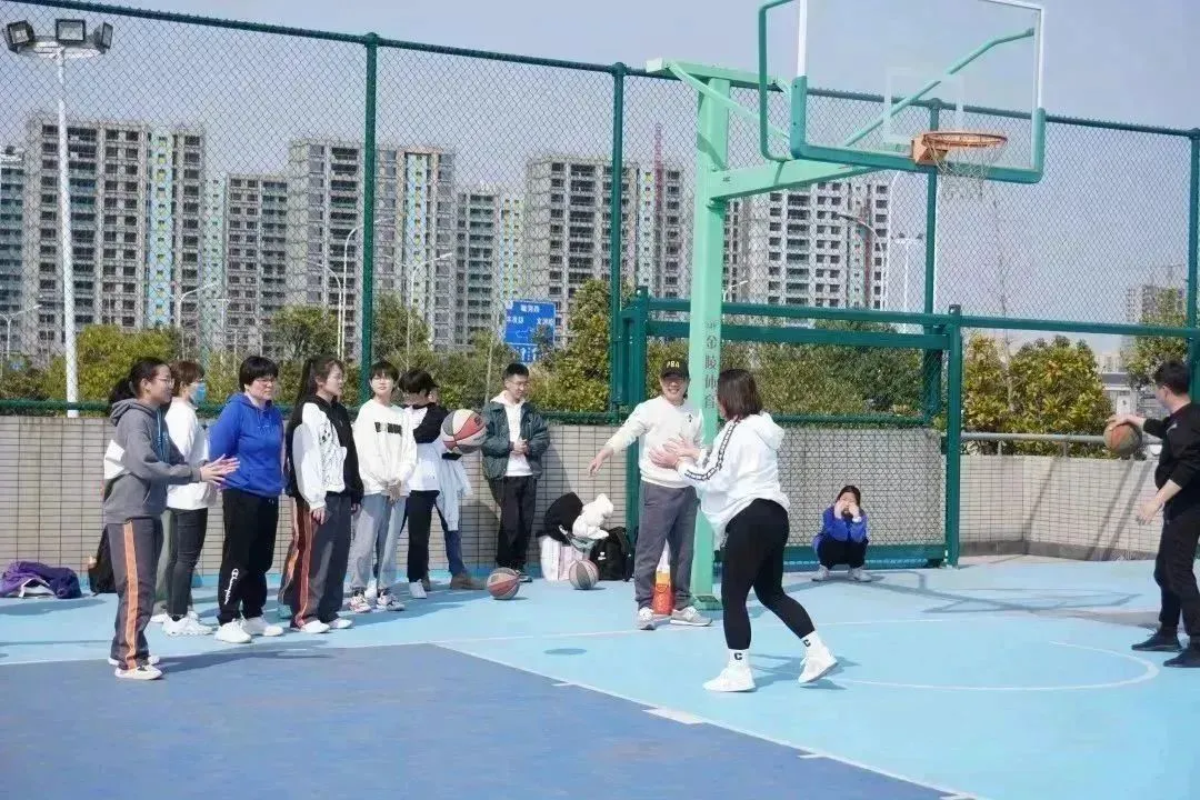 业余篮球爱好者应该怎样练习呼吸技巧？_1