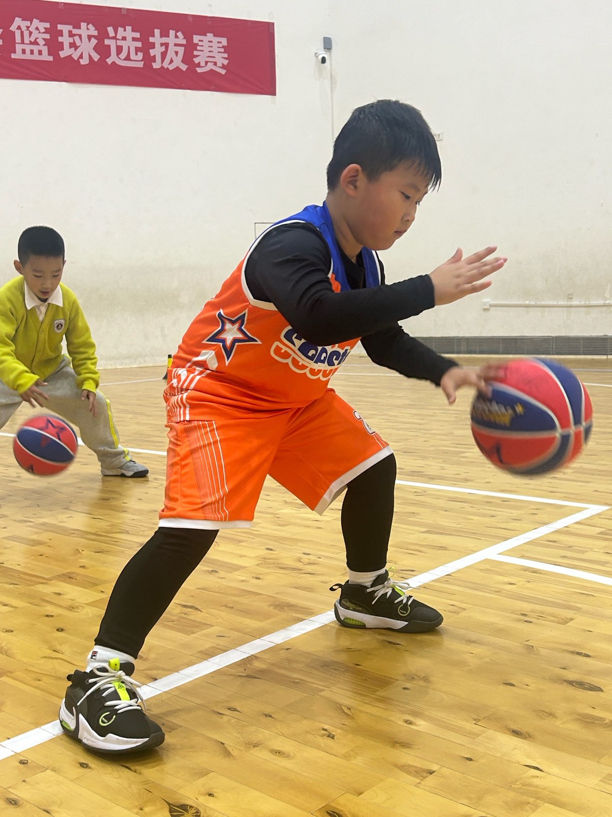 小学生篮球训练基础视频